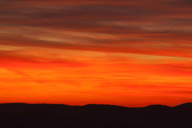 日落的美丽的颜色.图片