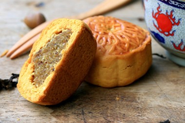 中秋月餅和熱茶-中國蛋糕