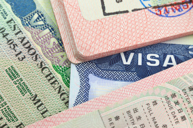 中國(guó)、 美國(guó)和歐洲申根簽證的護(hù)照 