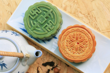 中秋月餅和熱茶-中國蛋糕