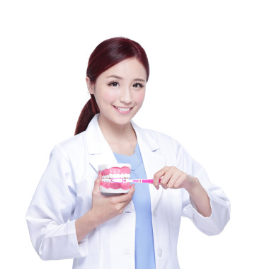教學如何刷牙齒的牙醫(yī)