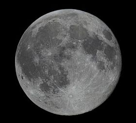 真正的满月美丽夜空图片