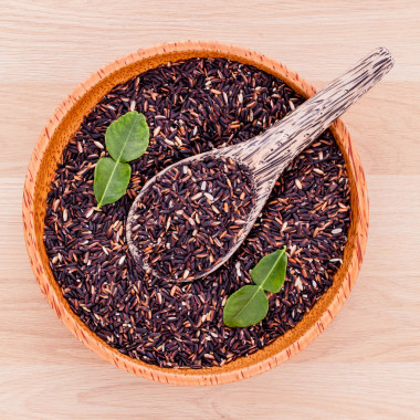 全谷物的泰国大米浆果最好的大米为健康和干净的食物