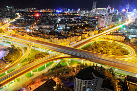 青岛市的夜景图片