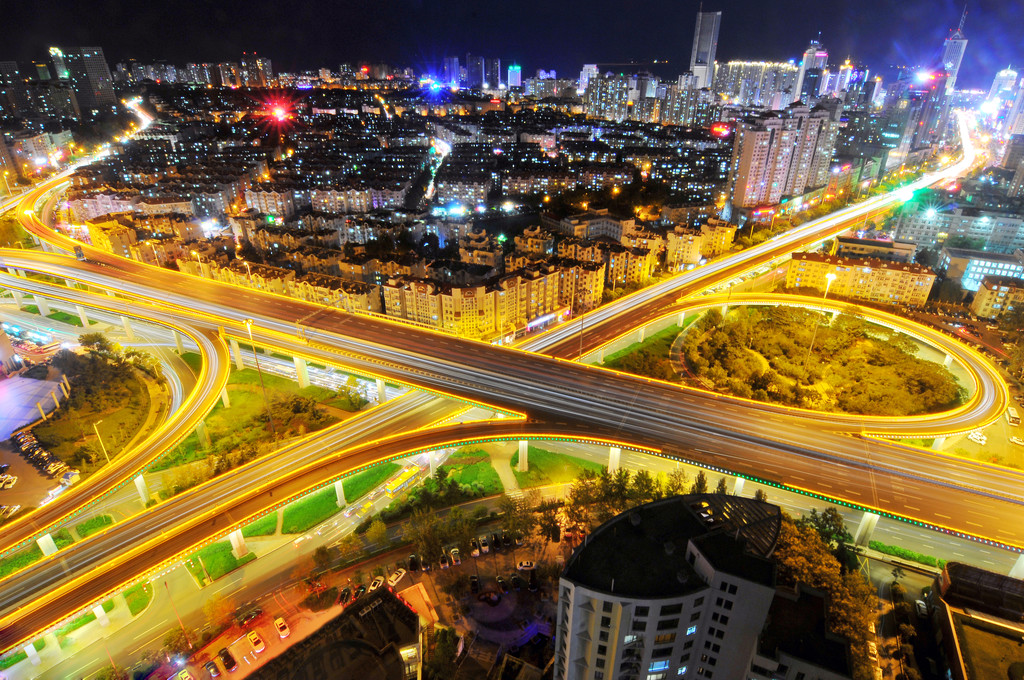 青岛市的夜景图片