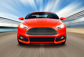 红色体育赛车图片