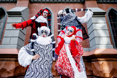 四個(gè)開朗小丑圖片