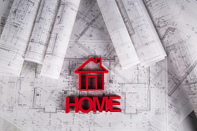 建筑图纸和房子概念