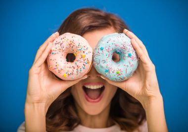 甜甜圈的女人.照片