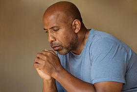 非洲裔美国人祈祷.图片