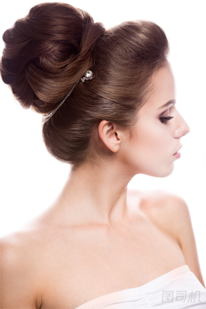 女孩與亮妝美容時(shí)尚模型