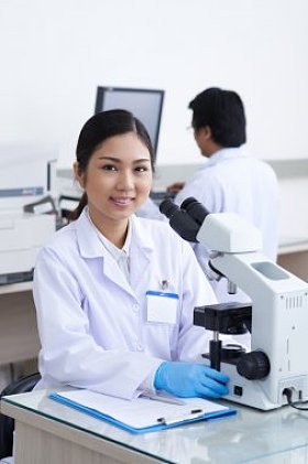 可爱的实验室助理