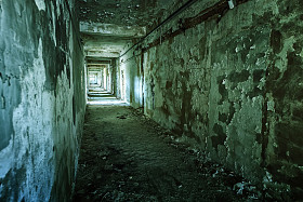 老毁建筑照片
