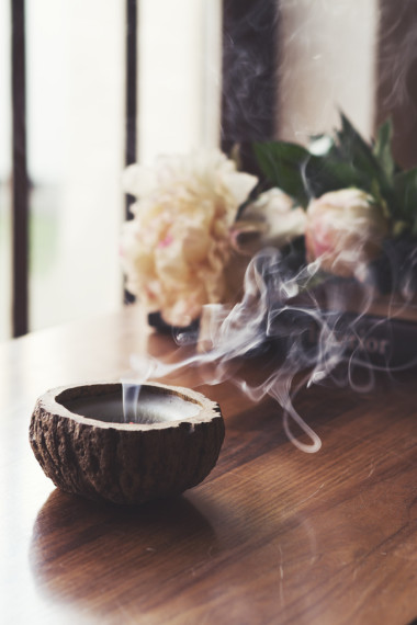 吹滅蠟燭煙，在家庭內(nèi)部設(shè)置