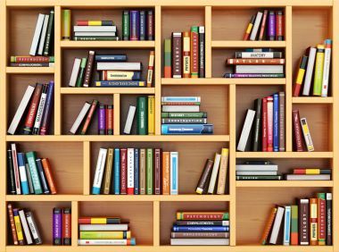 教育理念。Bppks 和教科書放在書架上