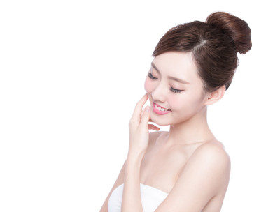 女人閉著眼睛放松