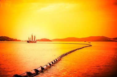 在太湖之滨无锡，中国，中国钓鱼船