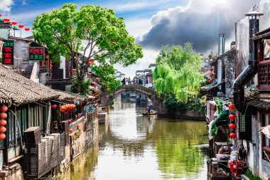 西塘古鎮(zhèn)西塘是首批中國歷史文化名鎮(zhèn)，坐落在浙江省，中國