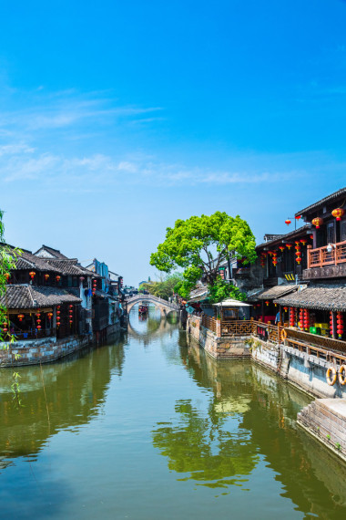 西塘古鎮(zhèn)西塘是首批中國歷史文化名鎮(zhèn)，坐落在浙江省，中國