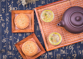 月饼和茶，中国中期秋天节日食