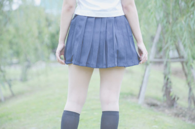 亞洲女學生穿校服照片