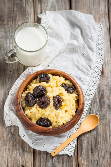 小米牛奶粥圖片