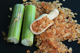 有机蔗糖棕色图片