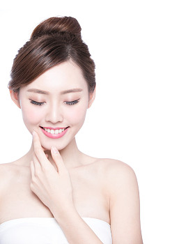 美丽的女人放松