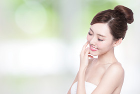 美丽的女人放松