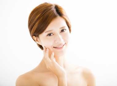  特寫美麗少婦微笑面對圖片