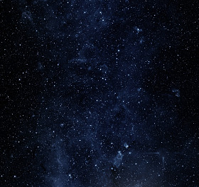 粉红色的星星在星系中。装备这个图像的一些元素 