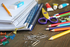 学校材料