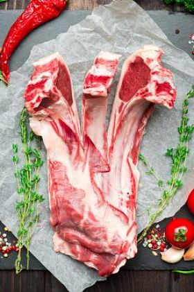 原料新鲜羊肉排骨