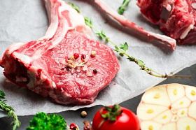 原料新鲜羊肉排骨