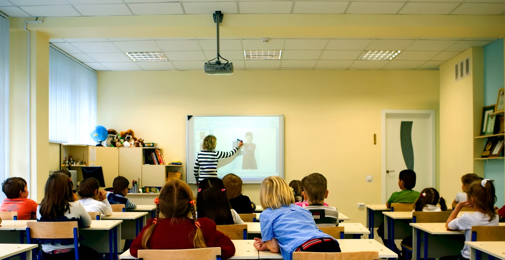 学院的一课 学院的一课