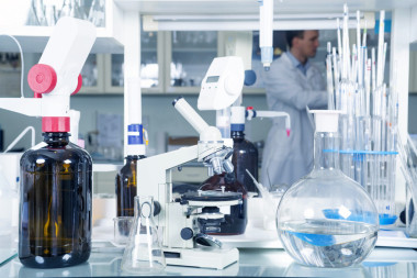 實(shí)驗(yàn)室顯微鏡?？茖W(xué)和衛(wèi)生保健的研究背景