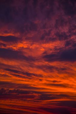 红色的天空视图