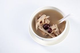 莲花根汤图片