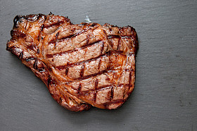 牛肉牛排照片