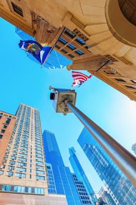 在曼哈顿哥伦布圆环附近的低角度视图