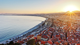 在法国里维埃拉摩纳哥海岸照片