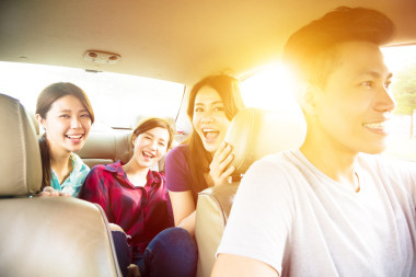 青年組人喜歡在車(chē)?yán)锏墓仿?>
                    </a>
                    <div   id=