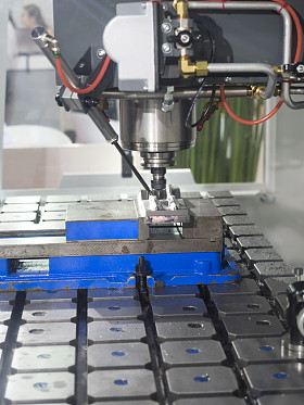 数控加工中心切削模具