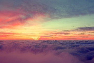 山美丽的日出图片