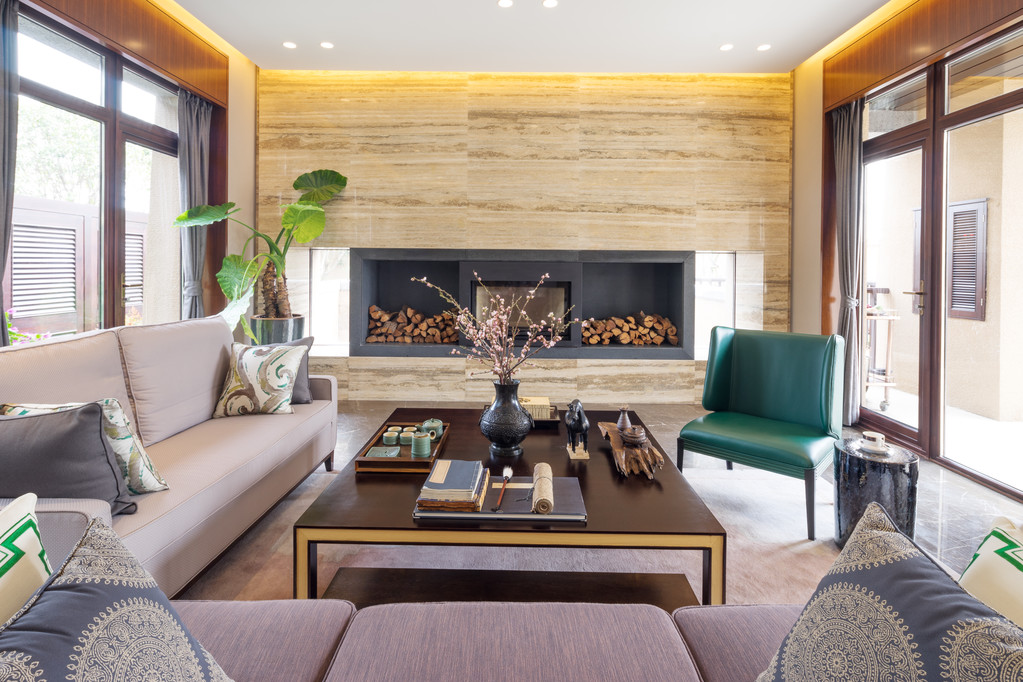 现代客厅的内部