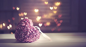 粉红色的心心形背景