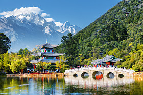 中国丽江玉龙雪山风景