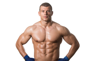 拳擊手 mma 練習(xí)他的動作