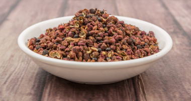 四川胡椒白碗里圖片