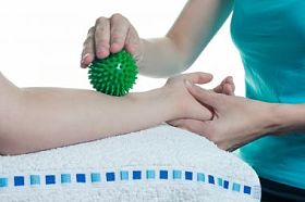 物理治疗骨病在武器-孤立练习